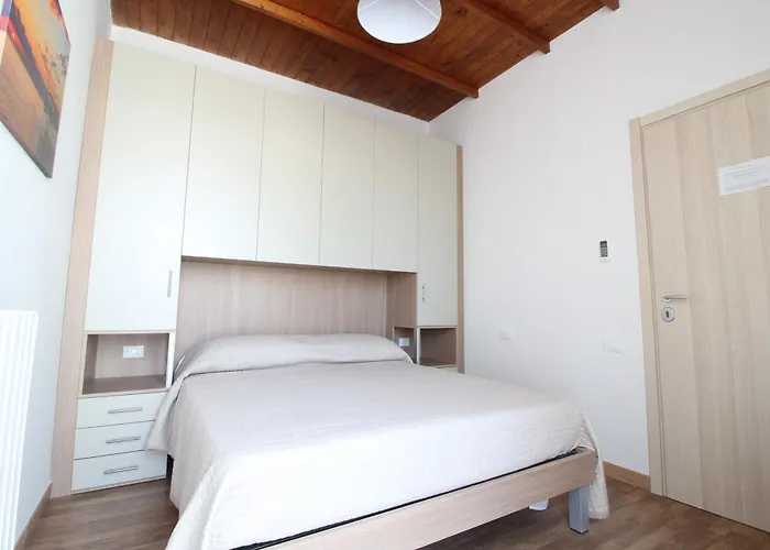 Acquacorrente - A Due Passi Dal Mare