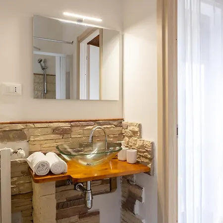 Acquacorrente - A Due Passi Dal Mare Penzion 3*