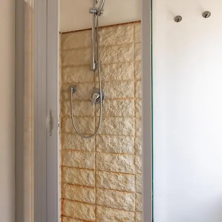 Acquacorrente - A Due Passi Dal Mare 3*